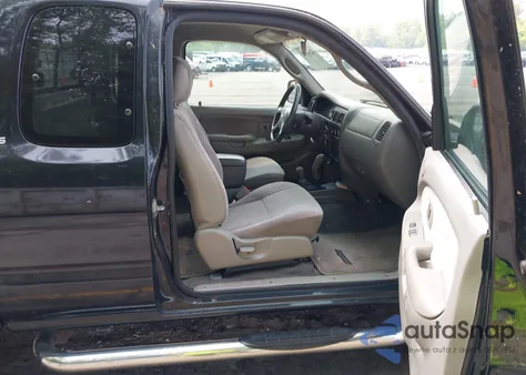 2004 Toyota Tacoma Xtracab z USA, uszkodzony, nr VIN 5TEWN72N64Z391867